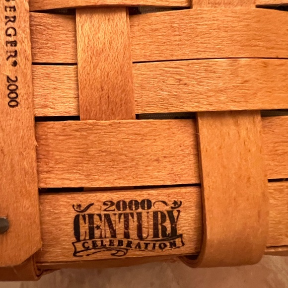 Longaberger 2000 Let it snow basket. Collectors - Picture 7 of 10